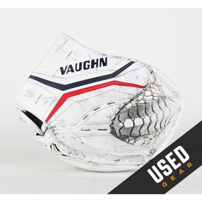 Regular – Vaughn Velocity V10 White Glove – Daniil Tarasov Columbus Blue Jackets #10