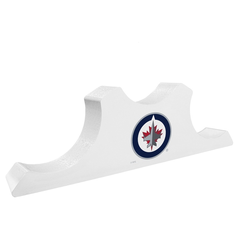 Winnipeg Jets – Wood 3 Puck Podium    Jets