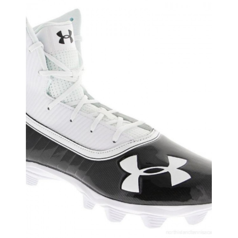 Highlight RM Men’s Football Cleats