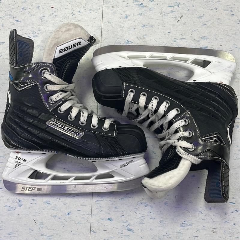 Used Bauer Nexus 7000 Size 5 Player Skate