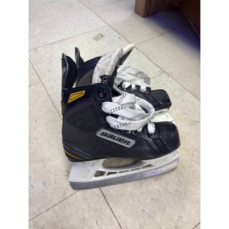 Used Bauer Pro Size 10.0 Youth Skates