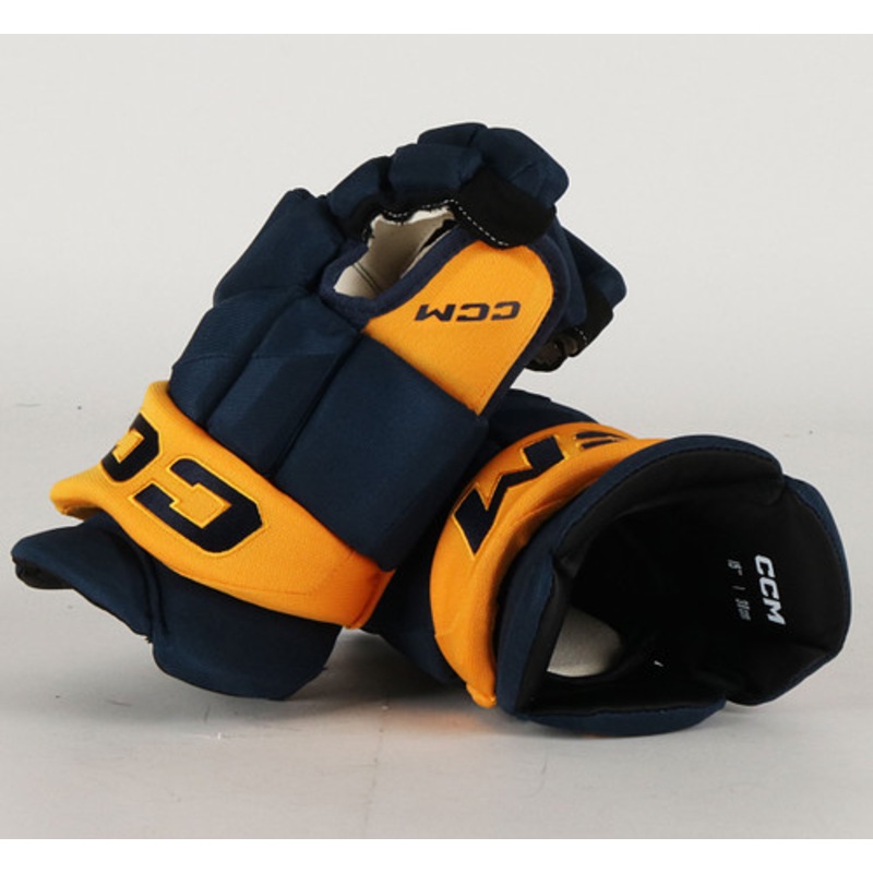 15 CCM HGPJSPP Gloves – Michael McCarron Nashville Predators