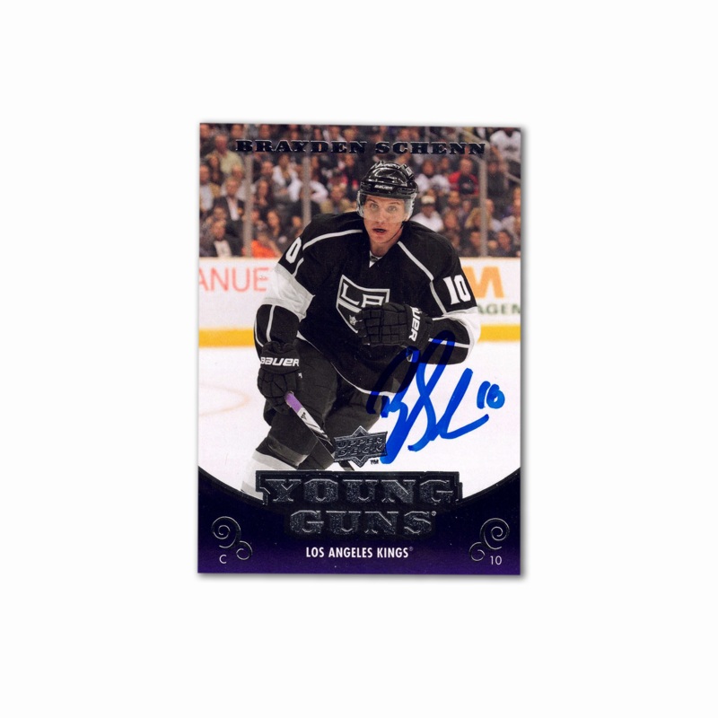 2010-11 UD Young Guns #223 BRAYDEN SCHENN Autographed Rookie Card