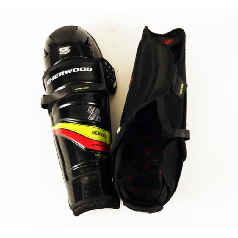 17 – Sherwood Rekker Legend Shin Guards