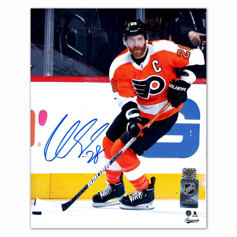Claude Giroux Autographed Philadelphia Flyers Home 8×10 Photo