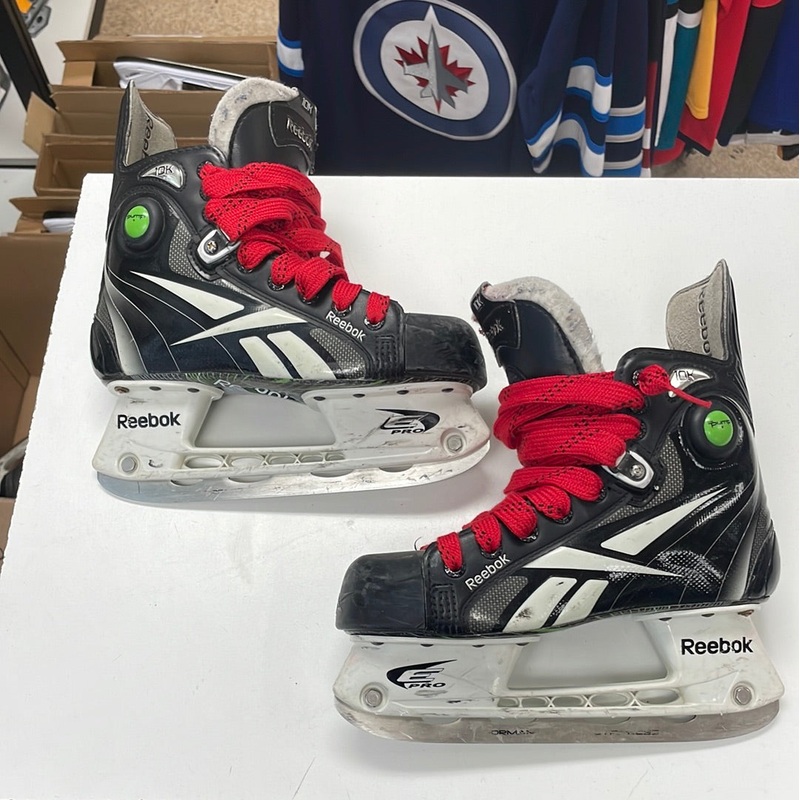 Used Reebok 10k 2D Player Skates