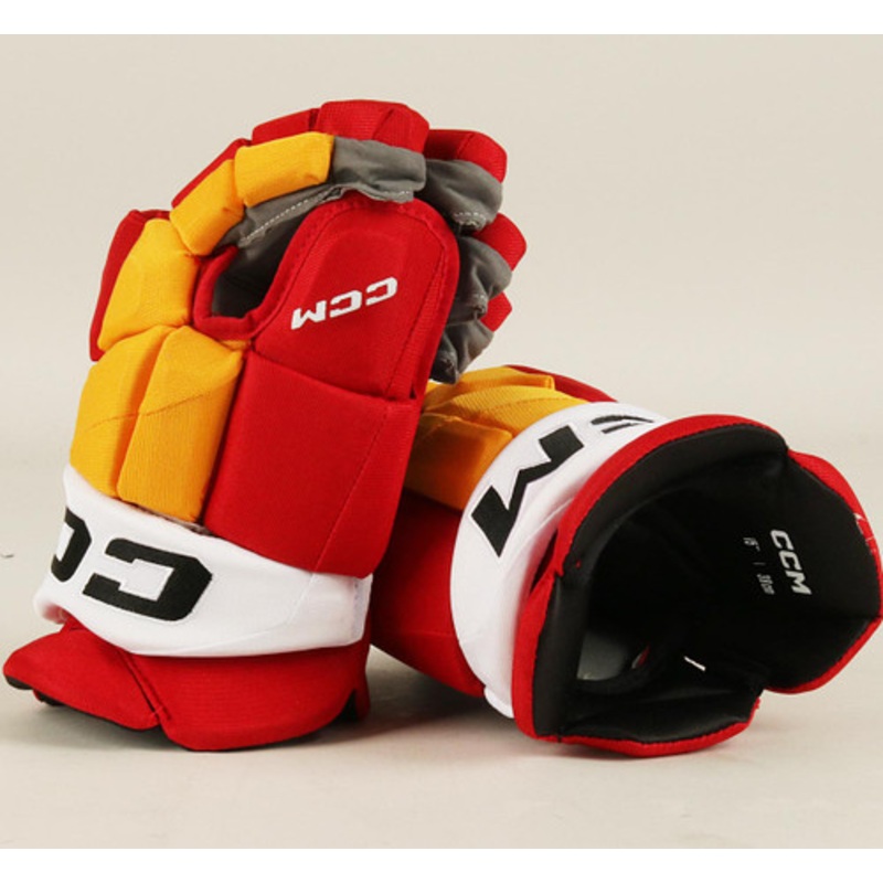 15 CCM HGPJSPP Gloves – Michael Stone Calgary Flames