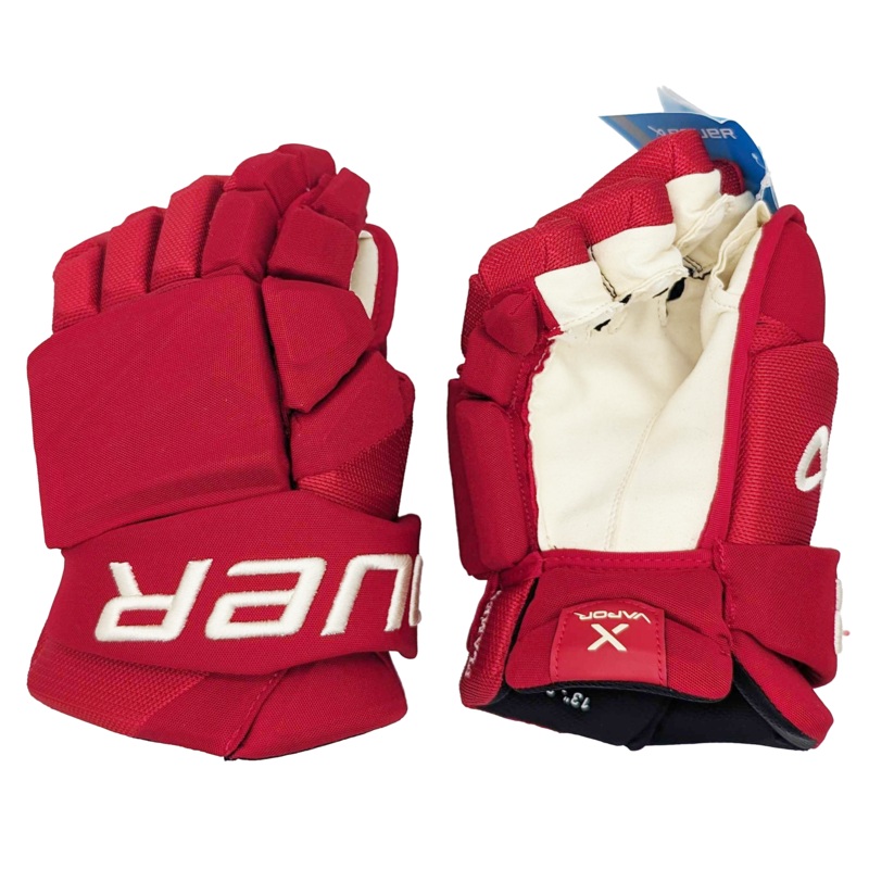 Bauer Hyperlite – NHL Pro Stock Glove – Calgary Flames (Red/Gold Heritage)