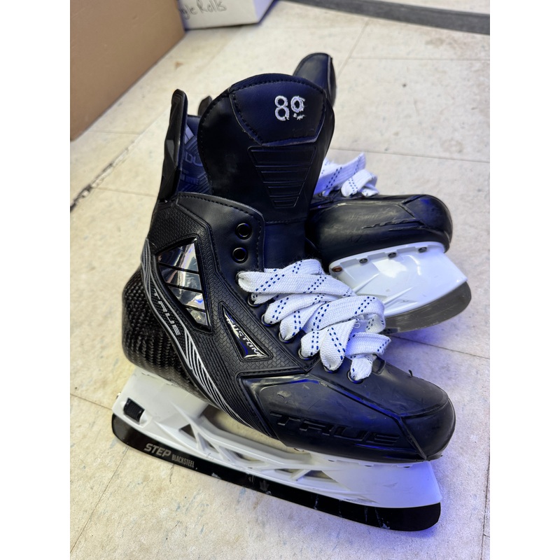 Pro Stock Used True Custom Skates 7W 48