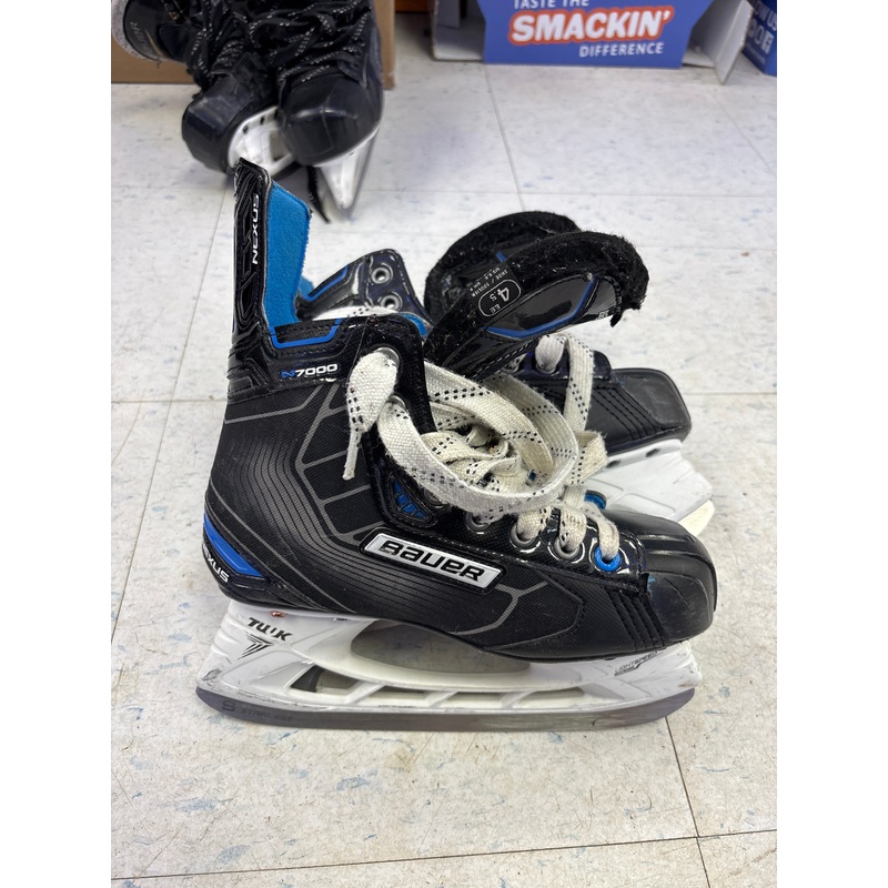 Used Bauer Nexus N7000 Size 4.5EE Skates