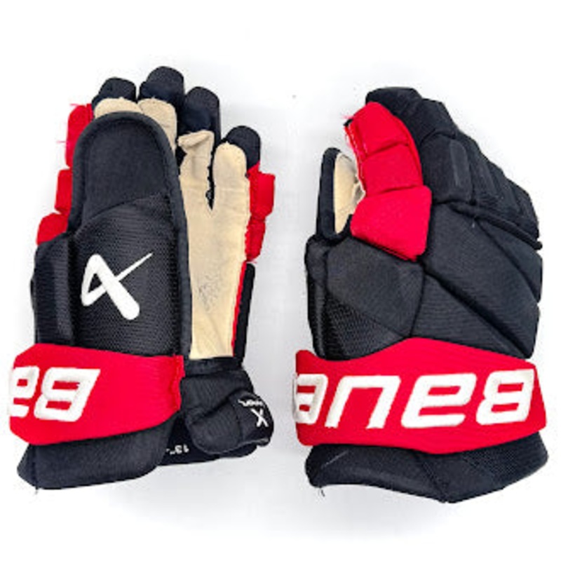 Bauer Vapor Hyperlite – Used NHL Pro Stock Glove – Martin Necas (Black/Red) #2