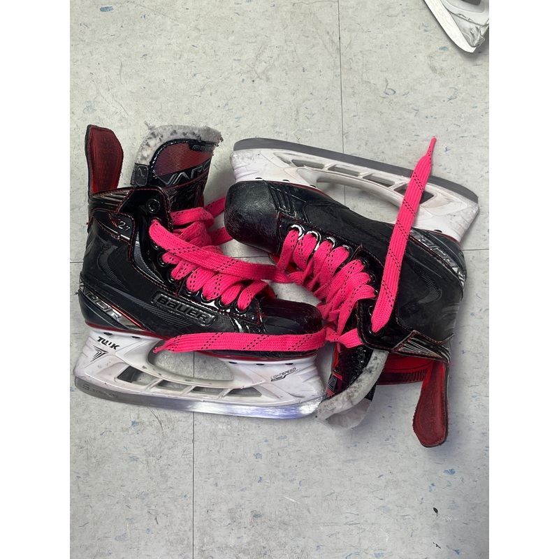Used Bauer Vapor X2.7 Size 2EE Skates