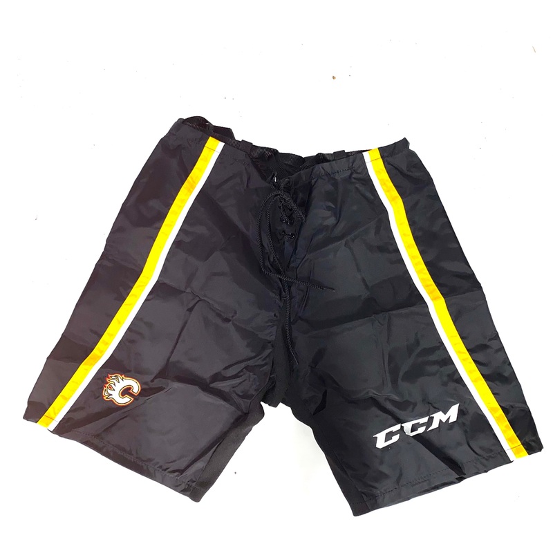 CCM PP10 – New NHL Pro Stock Pant Shell – Calgary Flames (Black/Yellow/White)