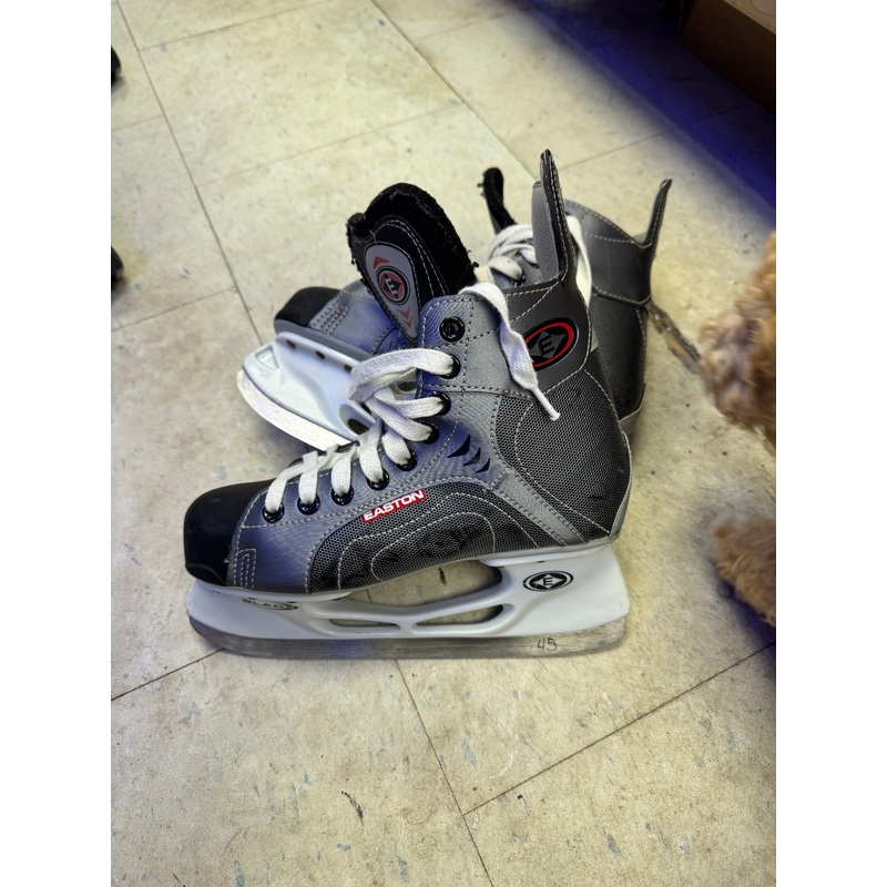 Used Easton Synergy Magnum Skates Size 5