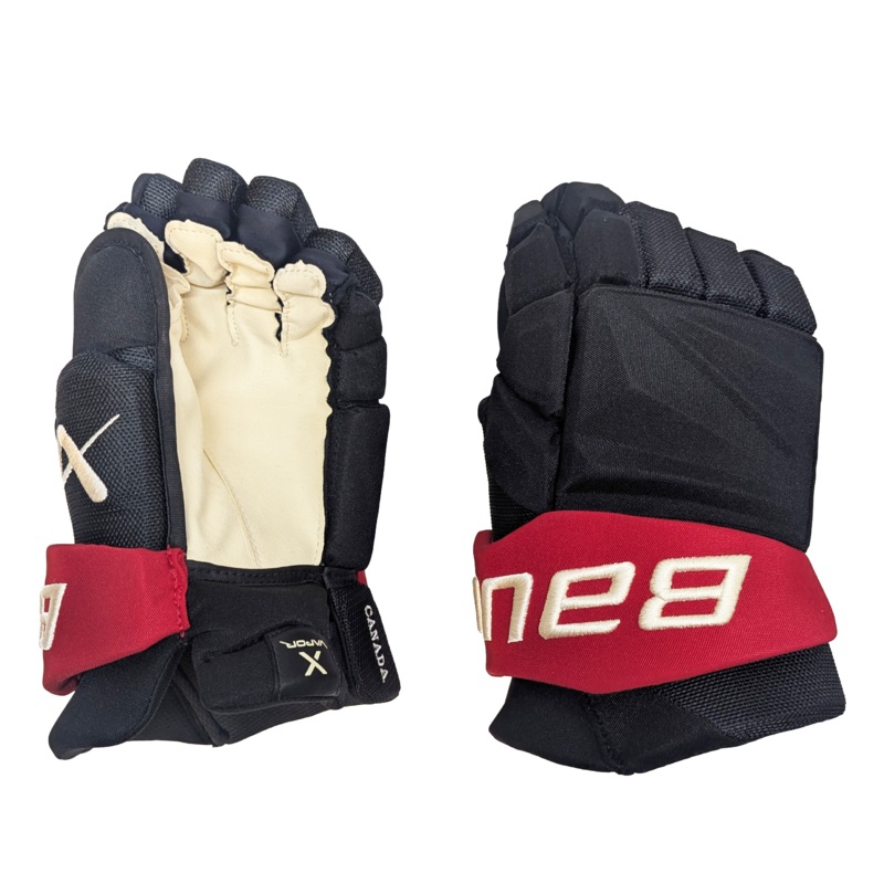 Bauer Vapor Hyperlite – Pro Stock Hockey Glove – Team Canada 4-Nations (Black/Red/Gold)