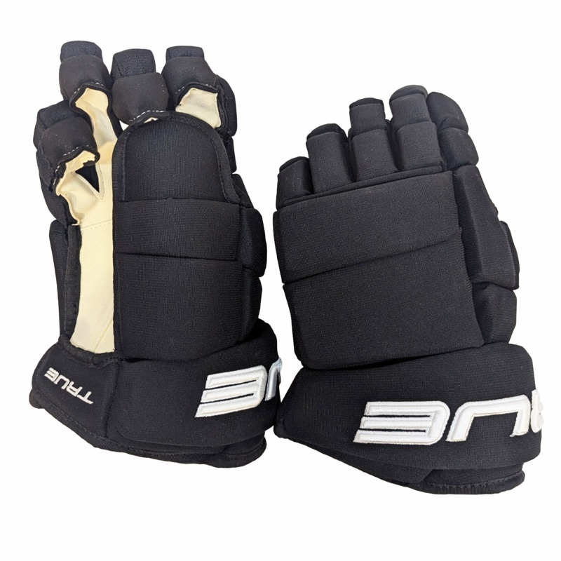 True 4 Roll Pro – Pro Stock Glove (Black)